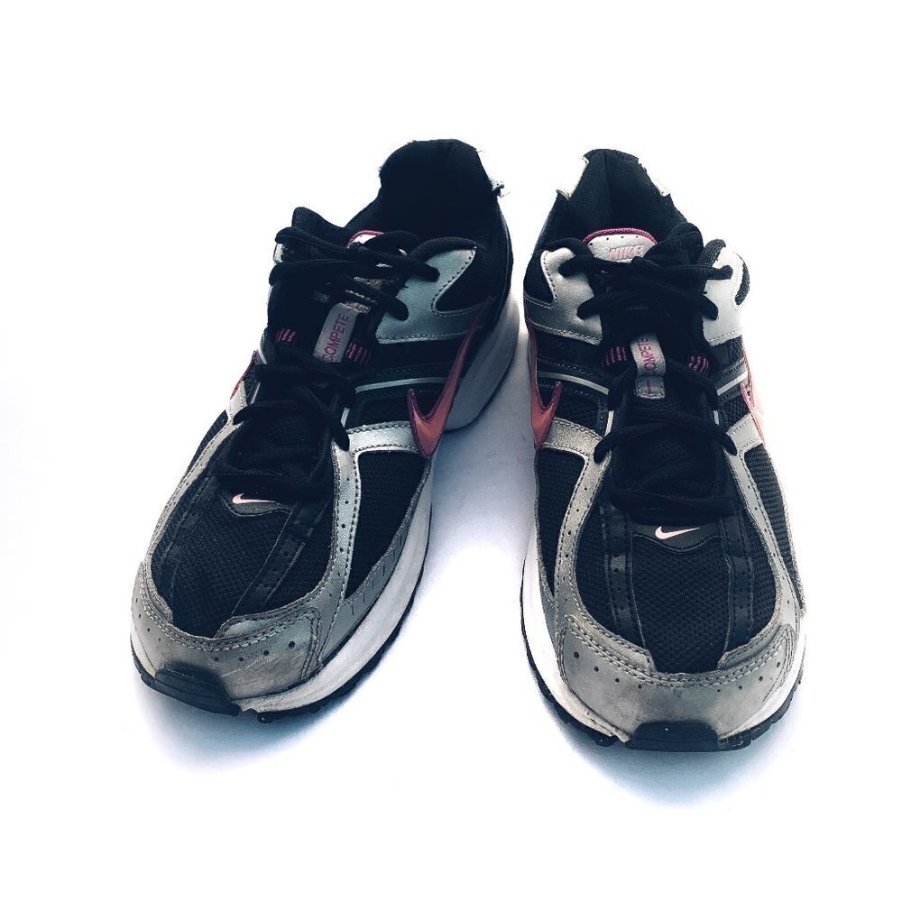 Nike Compete Running Shoes Women Size 9.5